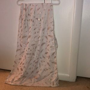 White scarf with rose gold feathers